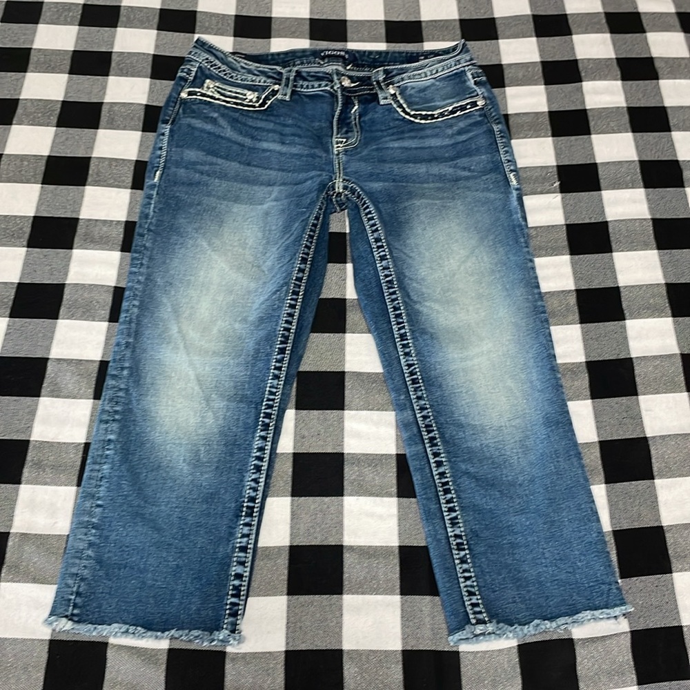 Vigoss Heritage Fit Capri Jeans 10 x 21 Stretch Frayed Hem Metallic Embellished